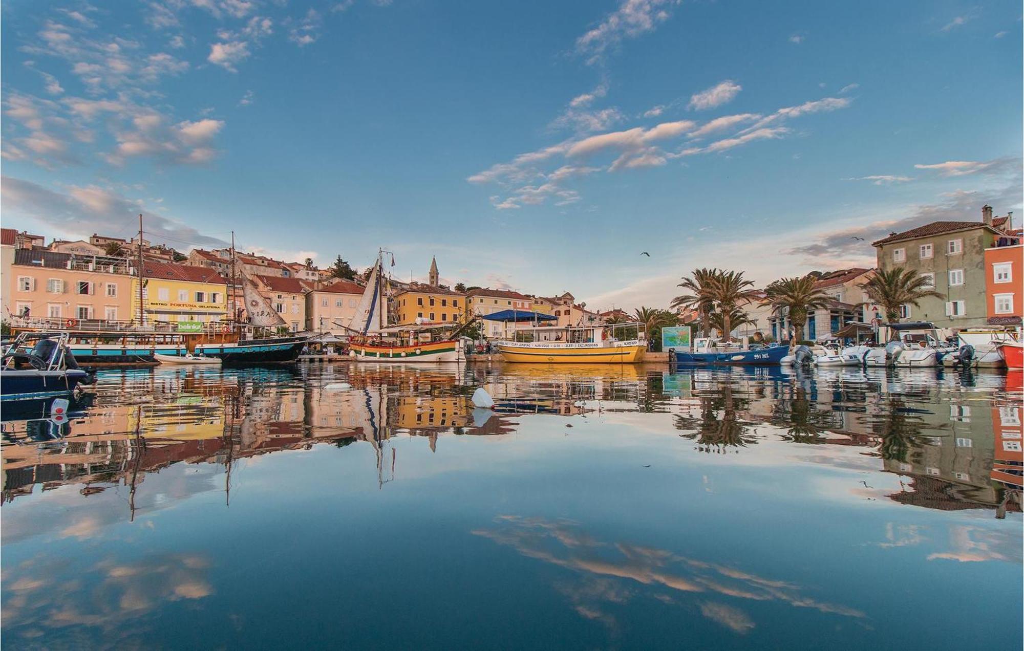 Amazing Apartment In Mali Losinj With Wifi Εξωτερικό φωτογραφία