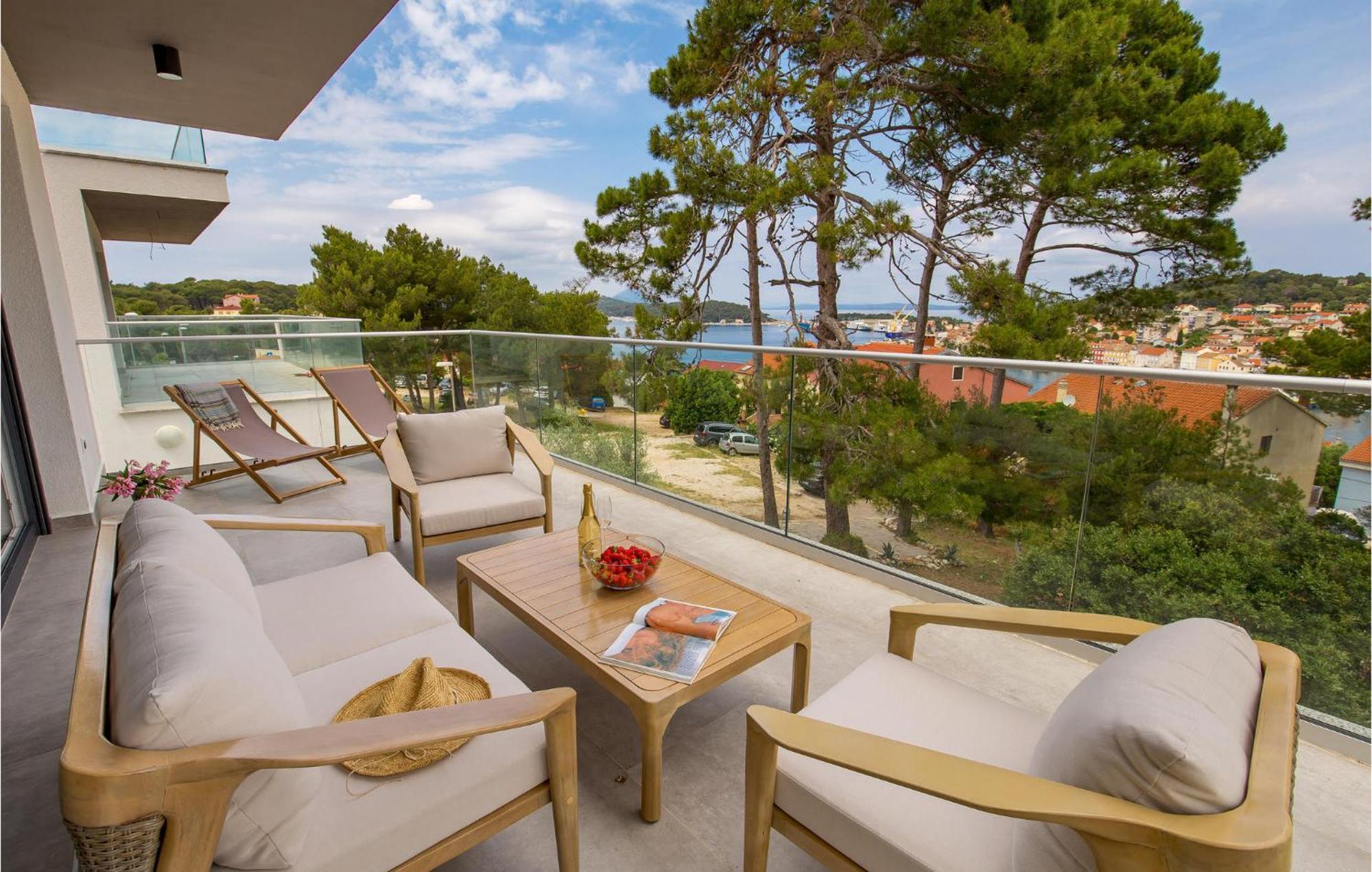 Amazing Apartment In Mali Losinj With Wifi Εξωτερικό φωτογραφία