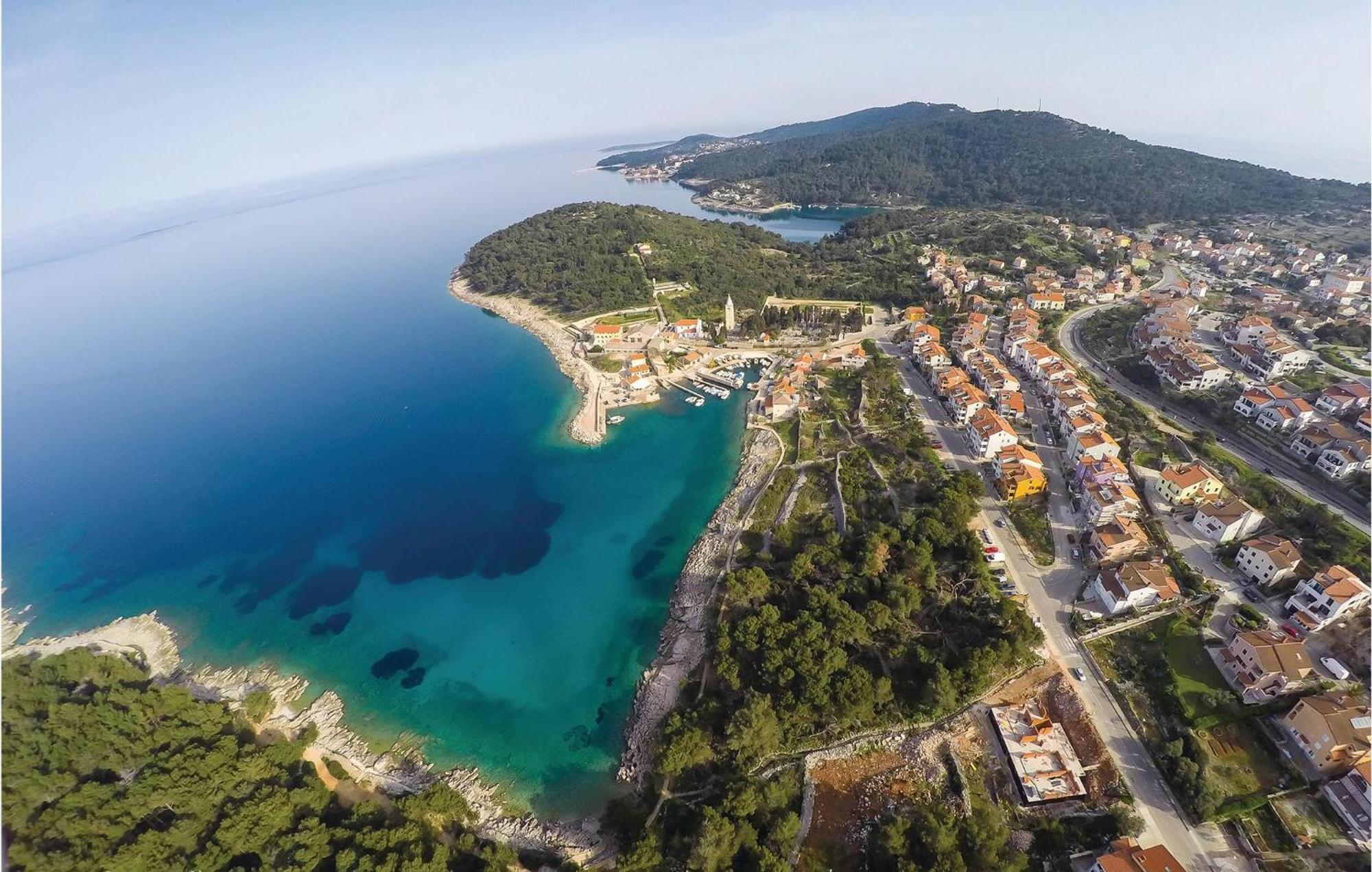 Amazing Apartment In Mali Losinj With Wifi Εξωτερικό φωτογραφία