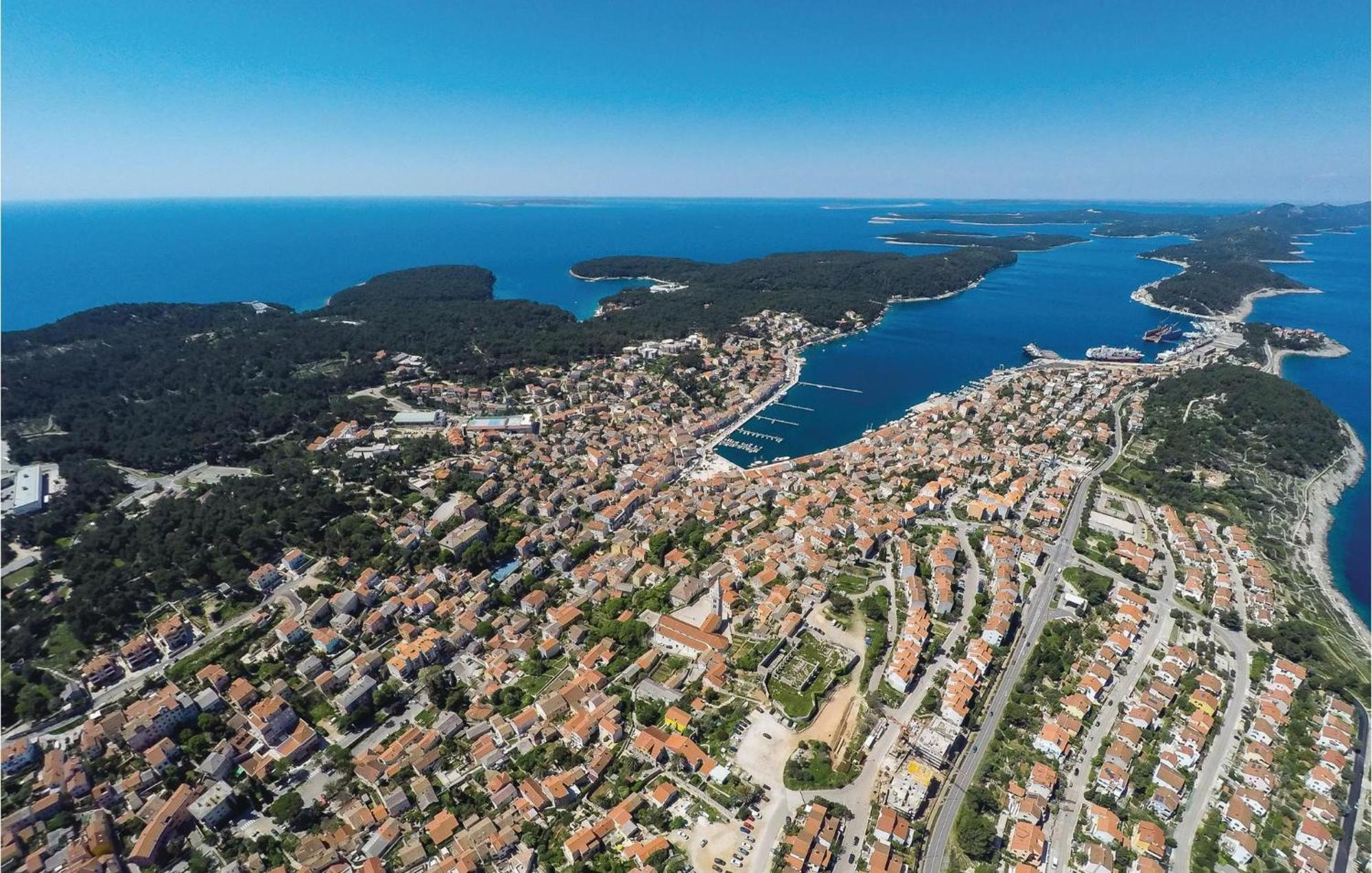 Amazing Apartment In Mali Losinj With Wifi Εξωτερικό φωτογραφία